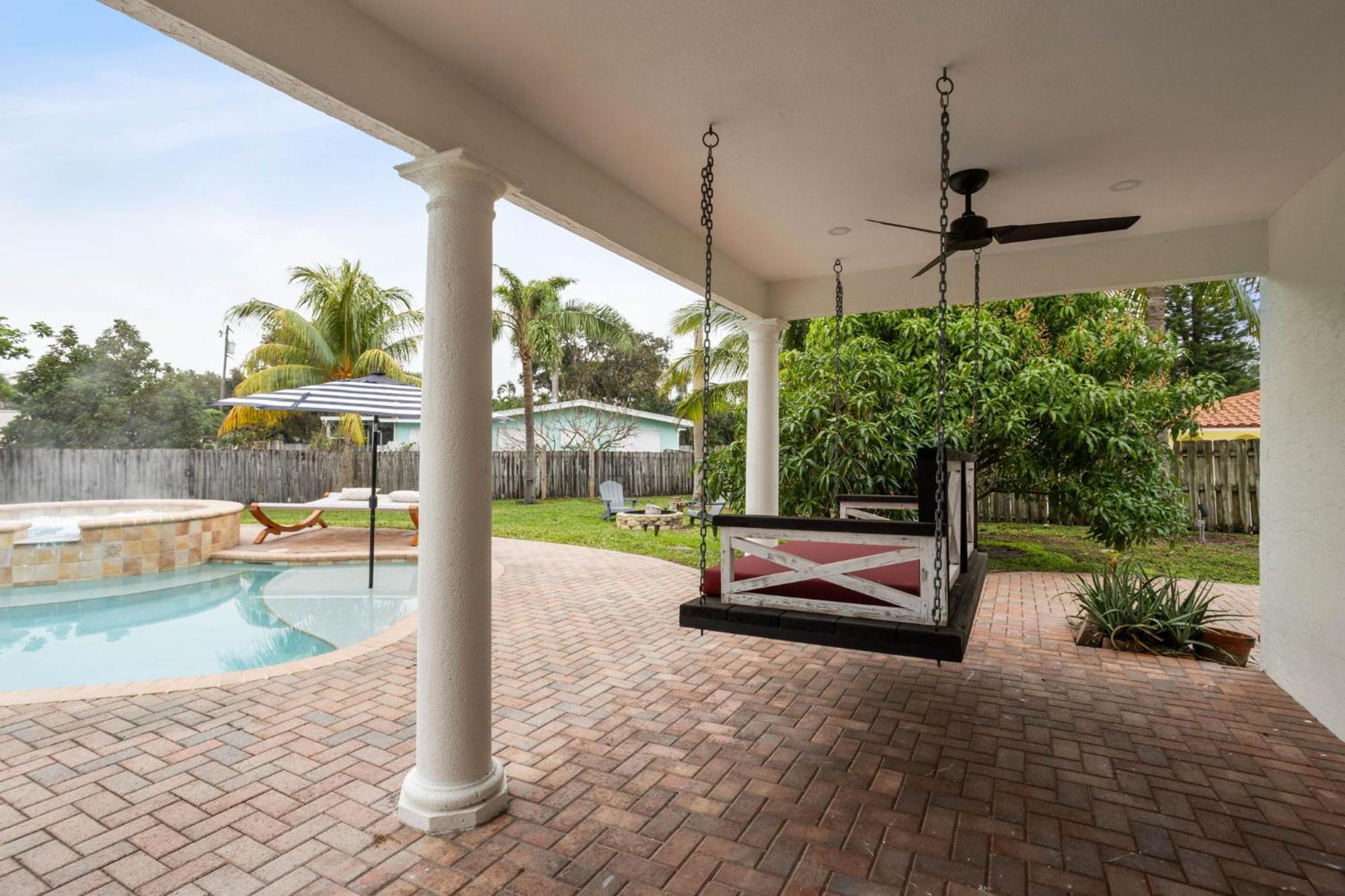 Escondida Drive - Minimum 3 Night Stay West Palm Beach Exterior photo